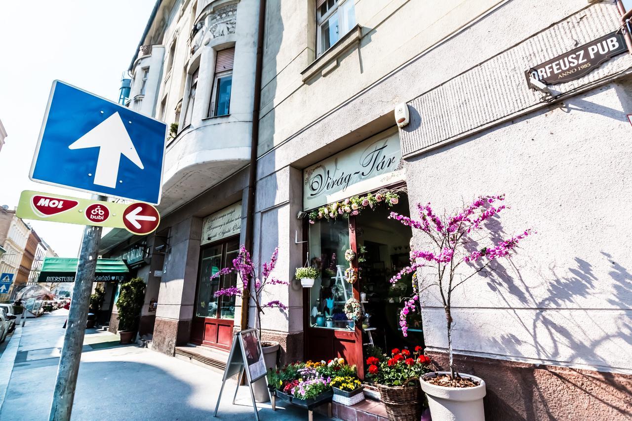 Mickey'S Flat Close To Budapest Whale Apartment Exterior photo